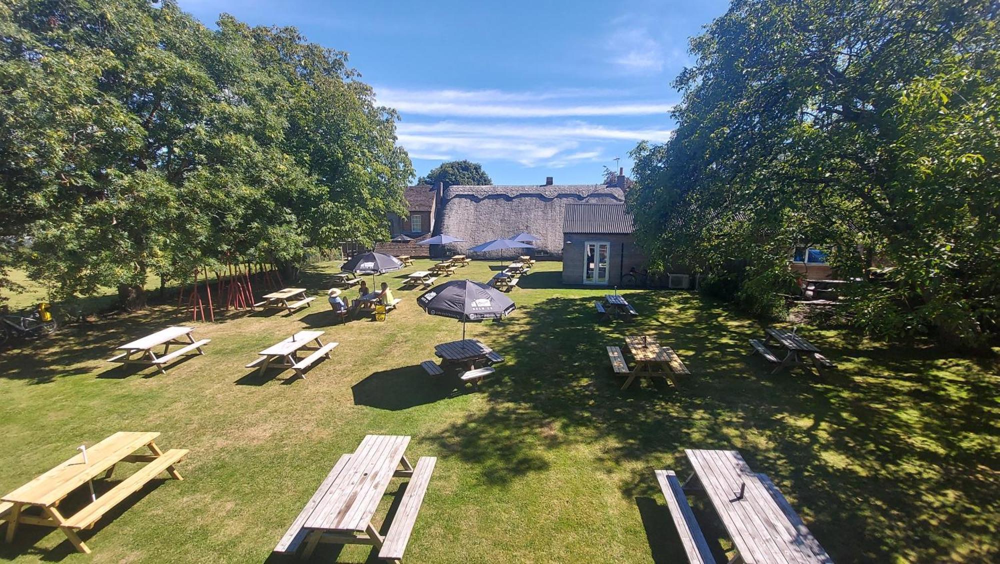 Five Bells Wickham Hotel Newbury  Exterior photo